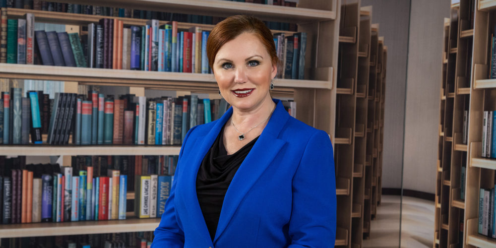3797 Sophia in library 2019 V3 for website